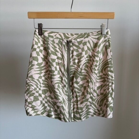 NWT Green and Pink For Love And Lemons “Aiko” Mini Skirt Sz Small - Picture 7 of 10